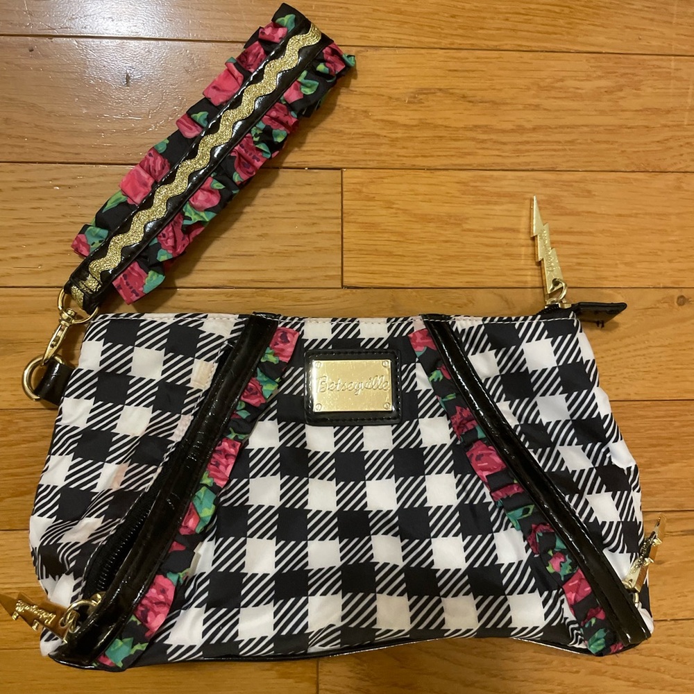 Betsey Johnson makeup bag/wristlet
